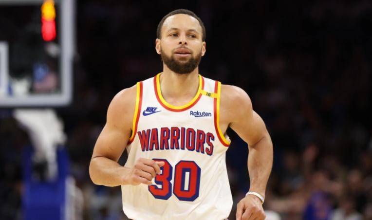 开云体育-关于NBA焦点战:库里vs勇士,失利引发官方公布名单的信息