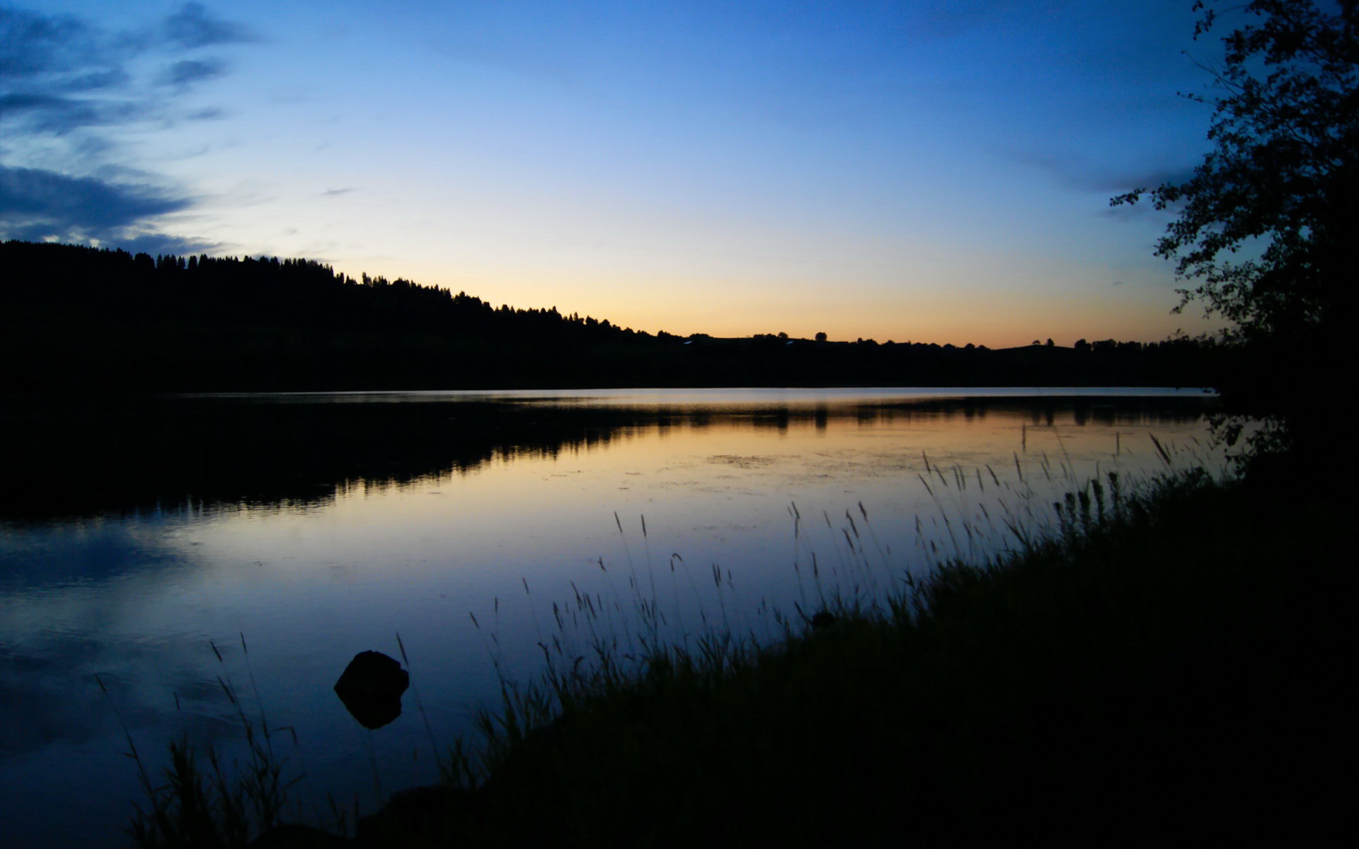 加拿大客场带走胜利，范戴克成为关键先生